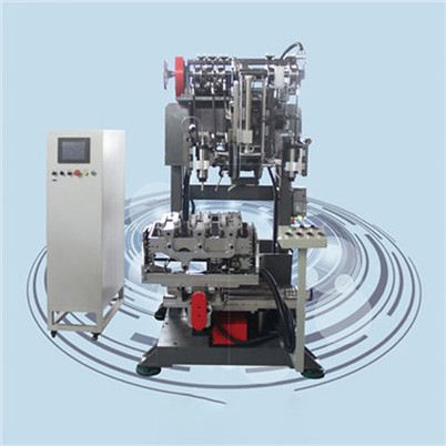 تھری- ایکسس ٹفٹنگ برش مشین